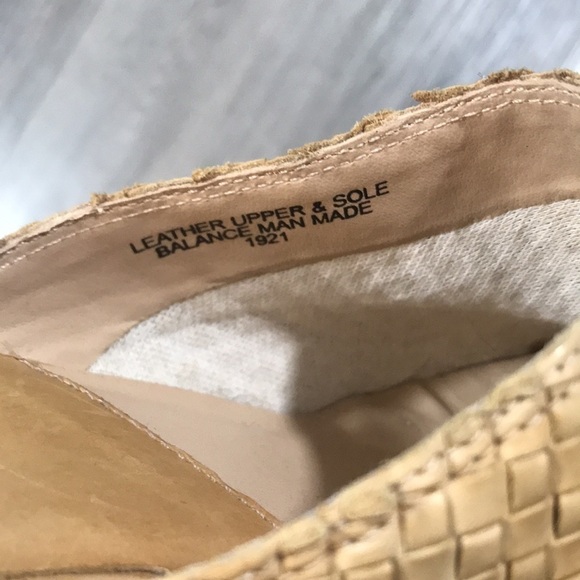 Eddie Bauer Braided Leather Wedge Natural Leather Mules size 12M - Picture 10 of 10